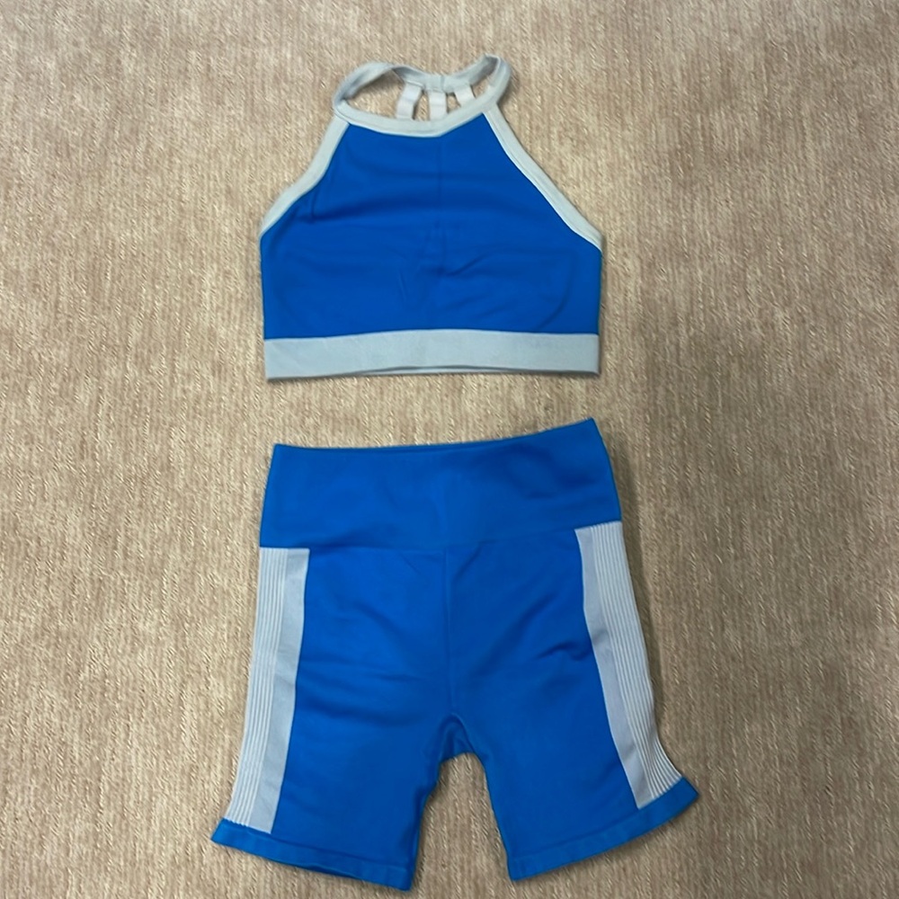 Fabletics Short and Sports Bra Set